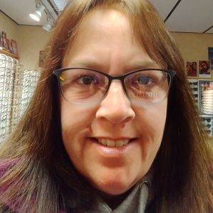 Meet your Posher, Lori